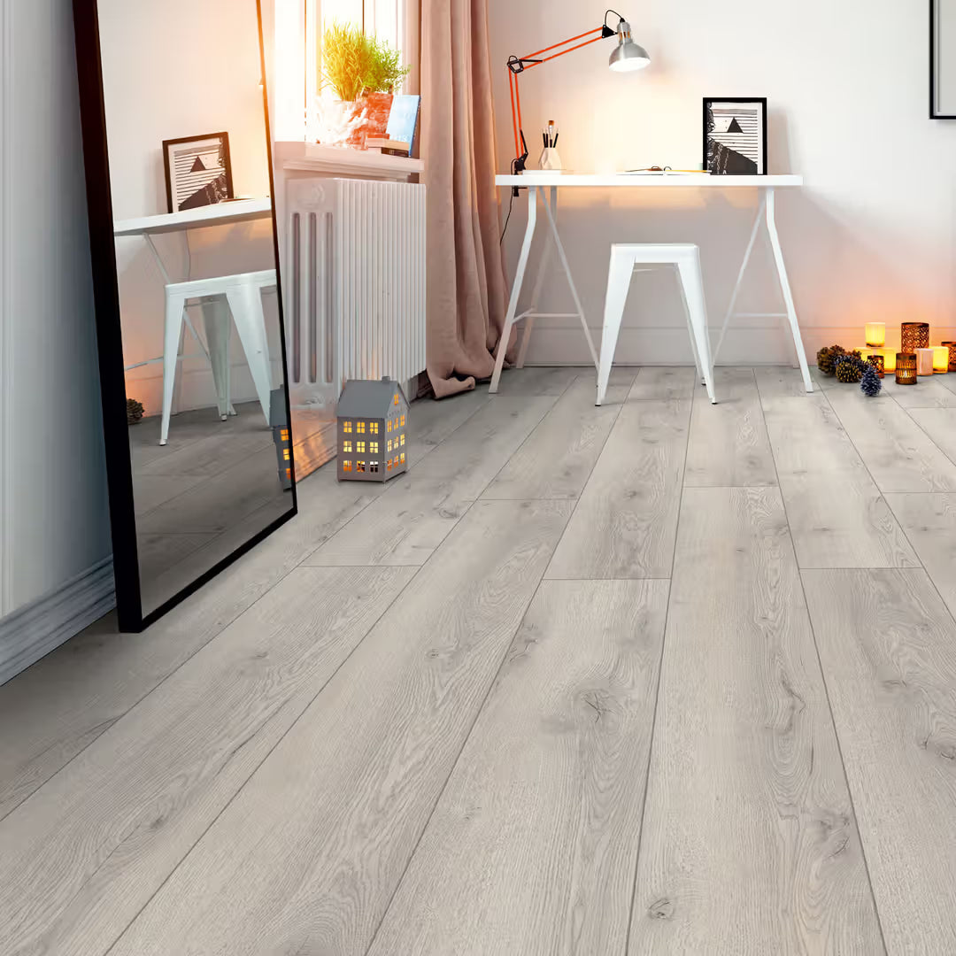 Embrace XL Palisade Oak Laminate Flooring 10mm